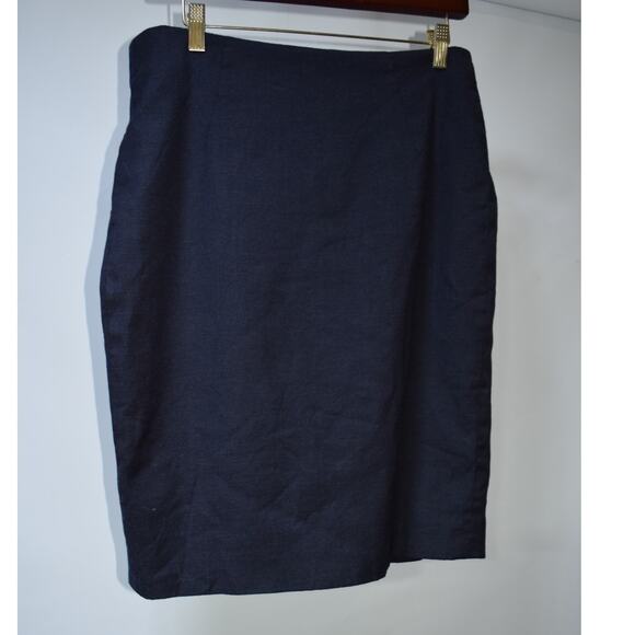 Hugo Boss Dresses & Skirts - Hugo Boss Women’s US 10 Navy Blue Wool Blend Pencil Skirt